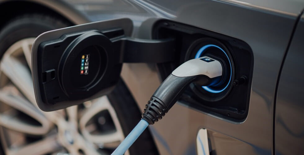 How Electric Vehicles will transform the Automobile Industry